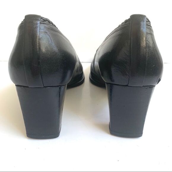 VINTAGE STUART WEITZMAN BLACK LEATHER BLOCK HEEL - Picture 4 of 8